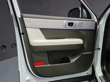 2023 Hyundai Santa Fe с пробегом 57 728 км