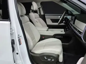 2023 Hyundai Santa Fe с пробегом 57 728 км