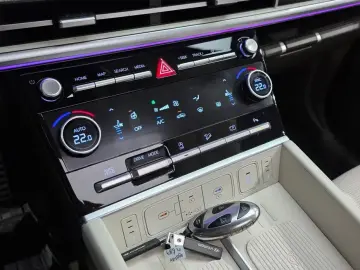 2023 Hyundai Santa Fe с пробегом 57 728 км