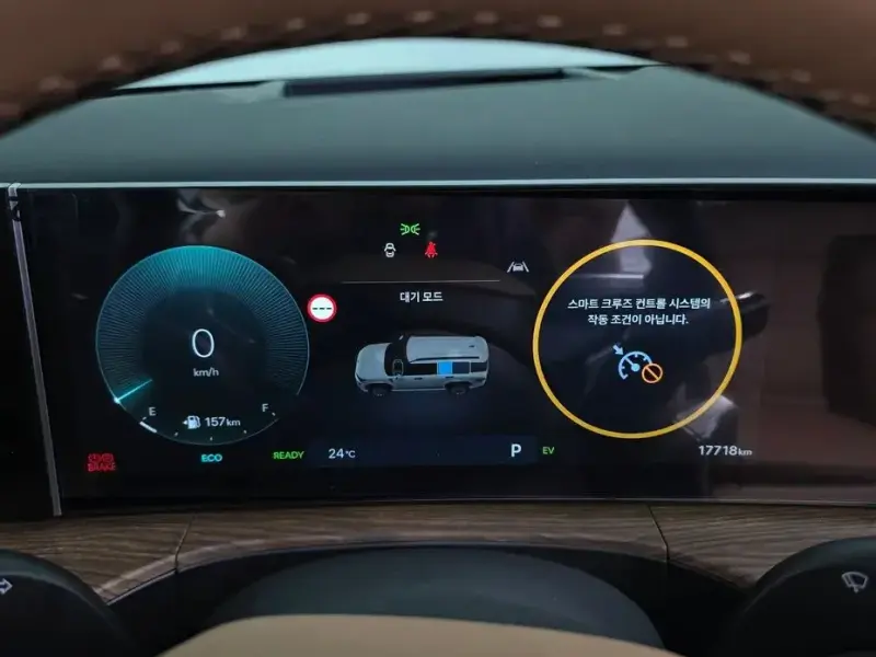 2025 Hyundai Santa Fe с пробегом 17 718 км