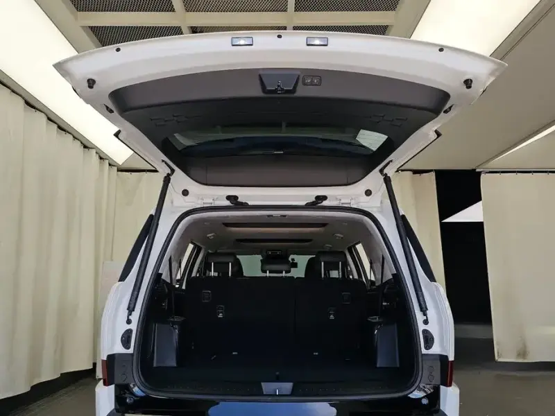 2024 Hyundai Santa Fe с пробегом 15 120 км