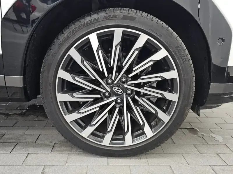 2024 Hyundai Santa Fe с пробегом 15 120 км