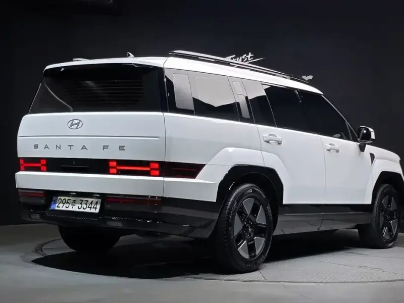 2024 Hyundai Santa Fe с пробегом 33 495 км