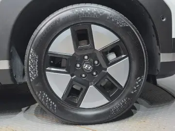 2023 Hyundai Santa Fe с пробегом 18 978 км