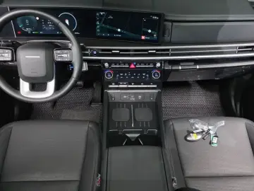 2023 Hyundai Santa Fe с пробегом 18 978 км