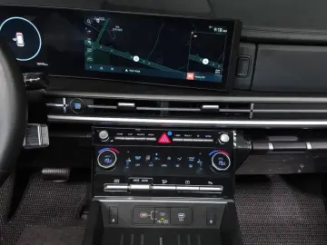 2023 Hyundai Santa Fe с пробегом 18 978 км