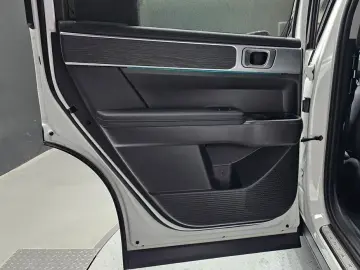 2024 Hyundai Santa Fe с пробегом 33 495 км