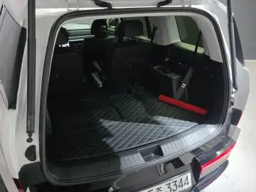 2024 Hyundai Santa Fe с пробегом 33 495 км