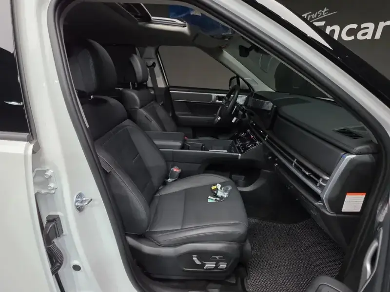 2023 Hyundai Santa Fe с пробегом 18 978 км