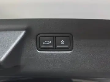 2023 Hyundai Santa Fe с пробегом 18 978 км