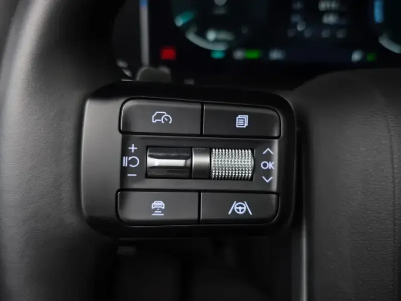 2023 Hyundai Santa Fe с пробегом 18 978 км