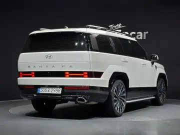 2023 Hyundai Santa Fe с пробегом 9 925 км