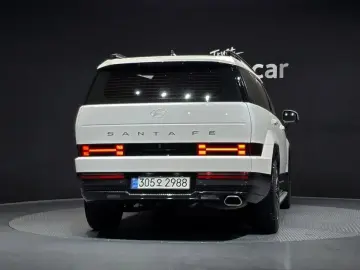 2023 Hyundai Santa Fe с пробегом 9 925 км