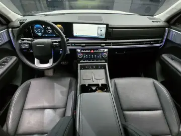 2023 Hyundai Santa Fe с пробегом 9 925 км