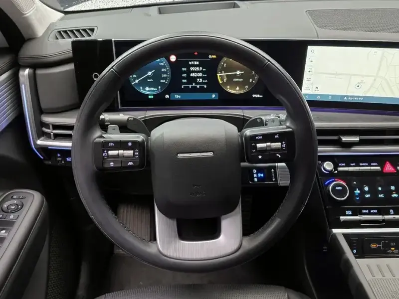 2023 Hyundai Santa Fe с пробегом 9 925 км