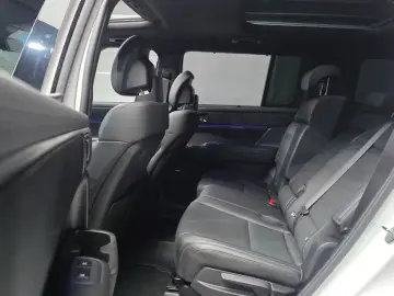 2024 Hyundai Santa Fe с пробегом 13 368 км