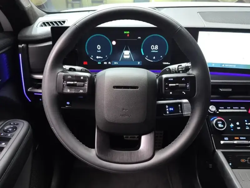 2024 Hyundai Santa Fe с пробегом 13 368 км