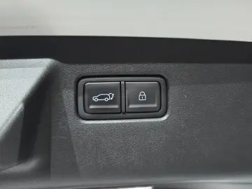 2023 Hyundai Santa Fe с пробегом 9 925 км