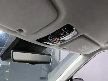 2023 Hyundai Santa Fe с пробегом 9 925 км