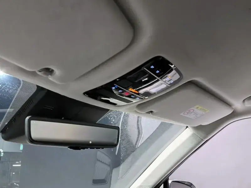 2023 Hyundai Santa Fe с пробегом 9 925 км