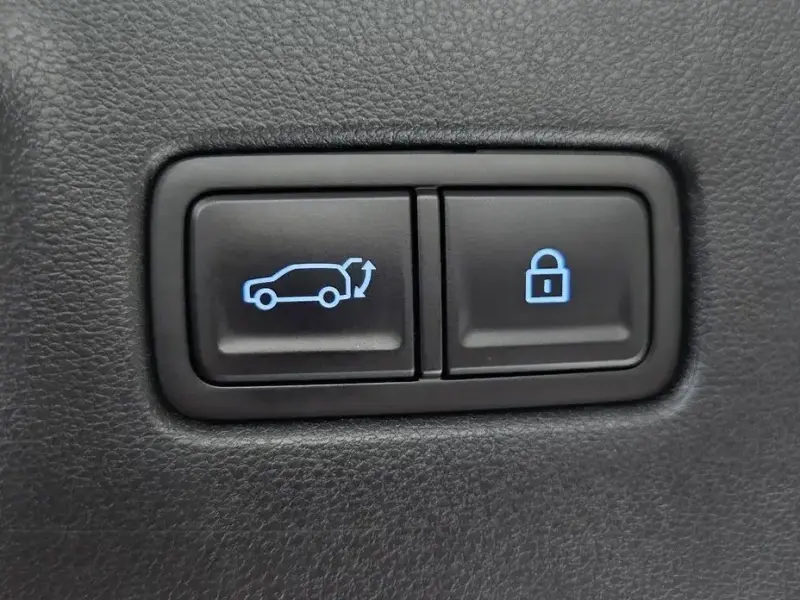 2024 Hyundai Santa Fe с пробегом 13 368 км