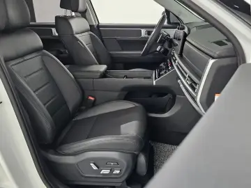 2025 Hyundai Santa Fe с пробегом 6 809 км