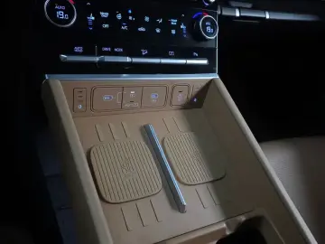 2024 Hyundai Santa Fe с пробегом 45 925 км