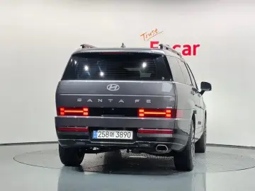 2024 Hyundai Santa Fe с пробегом 9 521 км