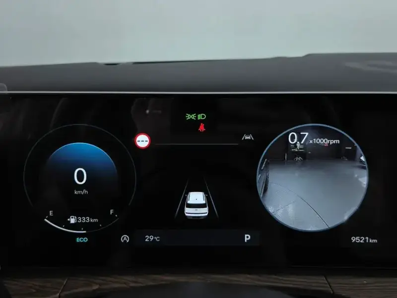 2024 Hyundai Santa Fe с пробегом 9 521 км