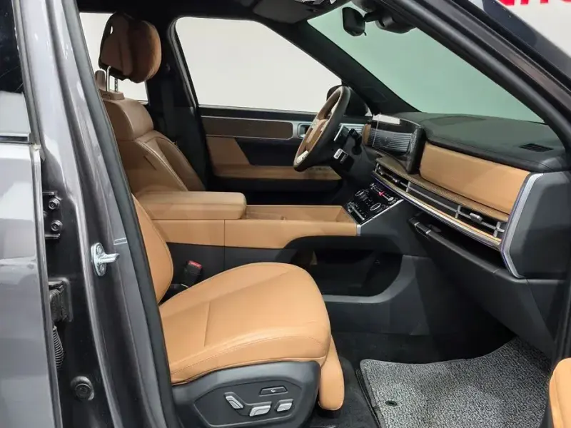 2024 Hyundai Santa Fe с пробегом 9 521 км
