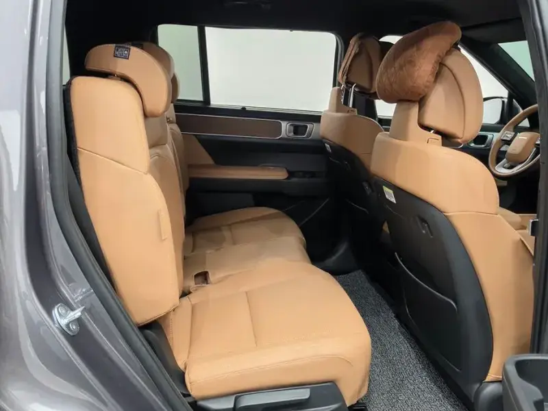 2024 Hyundai Santa Fe с пробегом 9 521 км