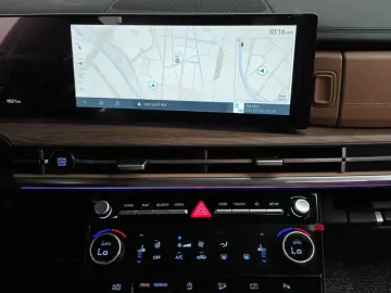 2024 Hyundai Santa Fe с пробегом 9 521 км