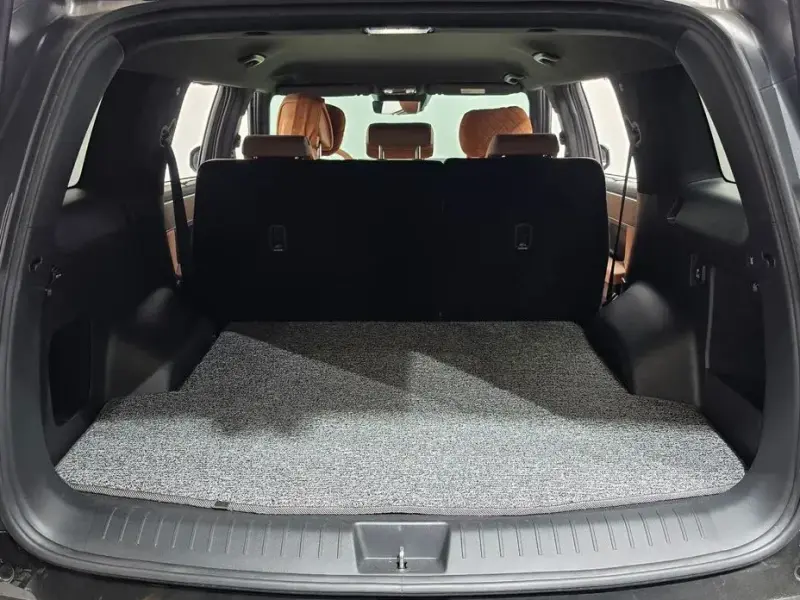 2024 Hyundai Santa Fe с пробегом 9 521 км