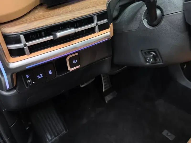 2024 Hyundai Santa Fe с пробегом 17 774 км