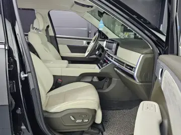 2023 Hyundai Santa Fe с пробегом 42 308 км