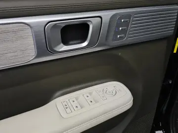 2023 Hyundai Santa Fe с пробегом 42 308 км
