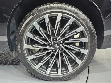 2023 Hyundai Santa Fe с пробегом 42 308 км