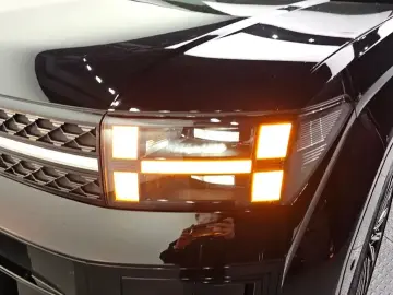 2023 Hyundai Santa Fe с пробегом 42 308 км