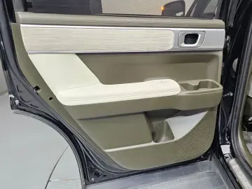 2023 Hyundai Santa Fe с пробегом 42 308 км
