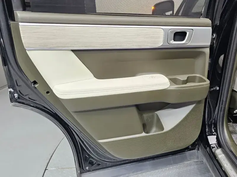 2023 Hyundai Santa Fe с пробегом 42 308 км