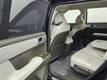 2023 Hyundai Santa Fe с пробегом 42 308 км