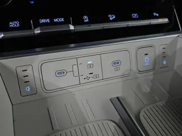 2023 Hyundai Santa Fe с пробегом 42 308 км