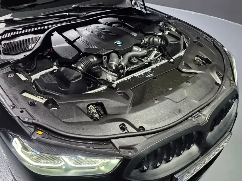 2025 BMW 8 серии с пробегом 20 915 км