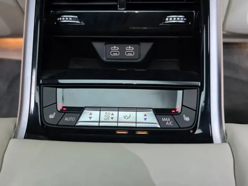 2025 BMW 8 серии с пробегом 20 915 км