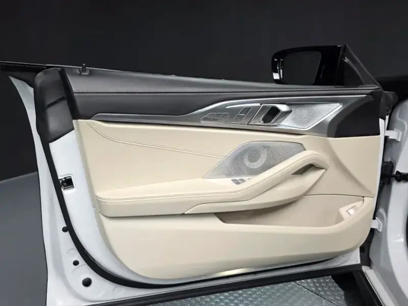 2025 BMW 8 серии с пробегом 20 915 км