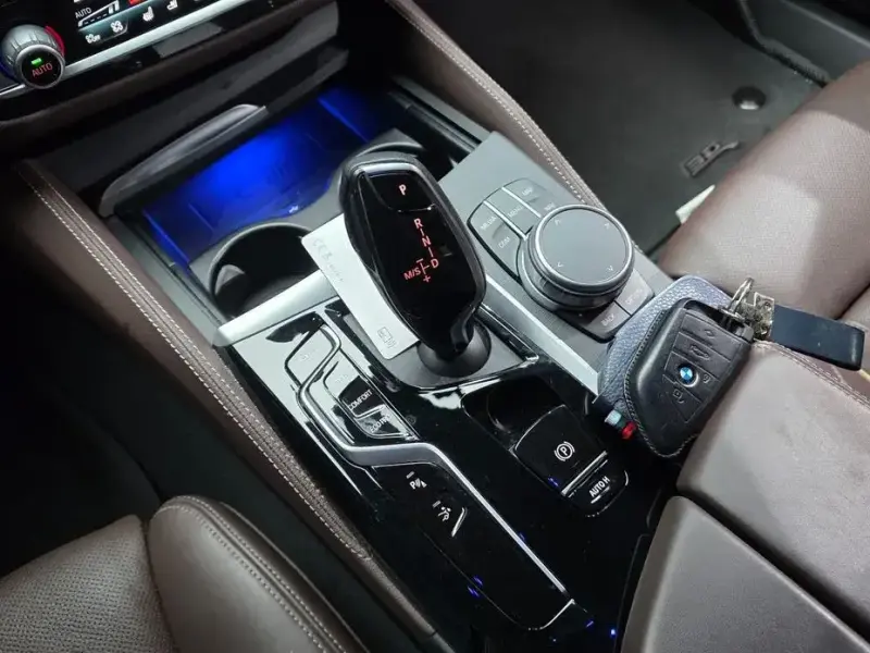 2022 BMW 6 серии с пробегом 76 699 км
