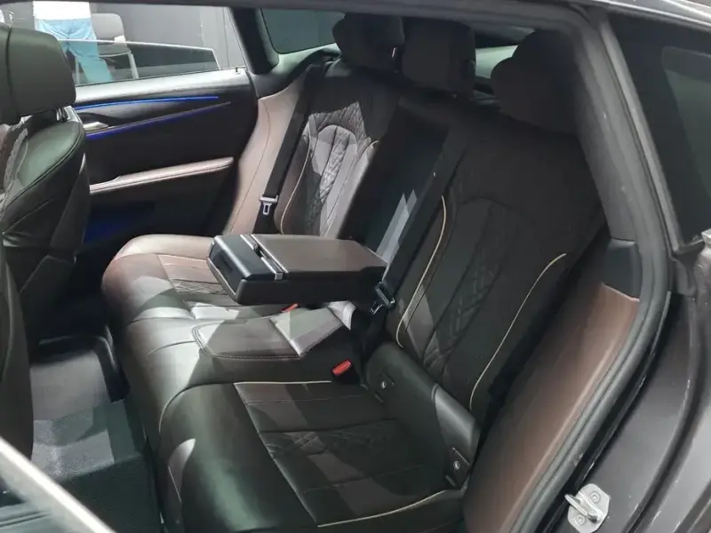 2022 BMW 6 серии с пробегом 76 699 км
