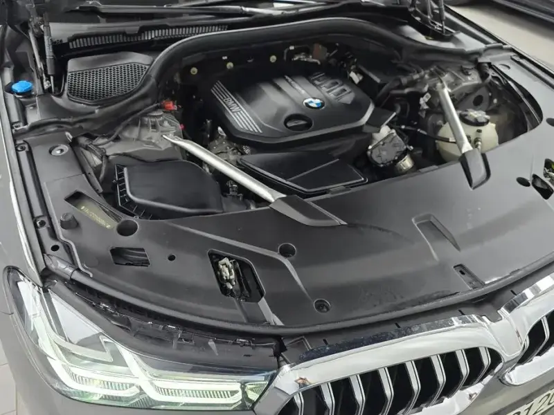 2022 BMW 6 серии с пробегом 48 175 км
