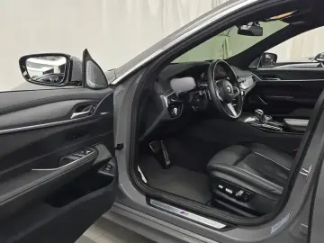 2022 BMW 6 серии с пробегом 48 175 км