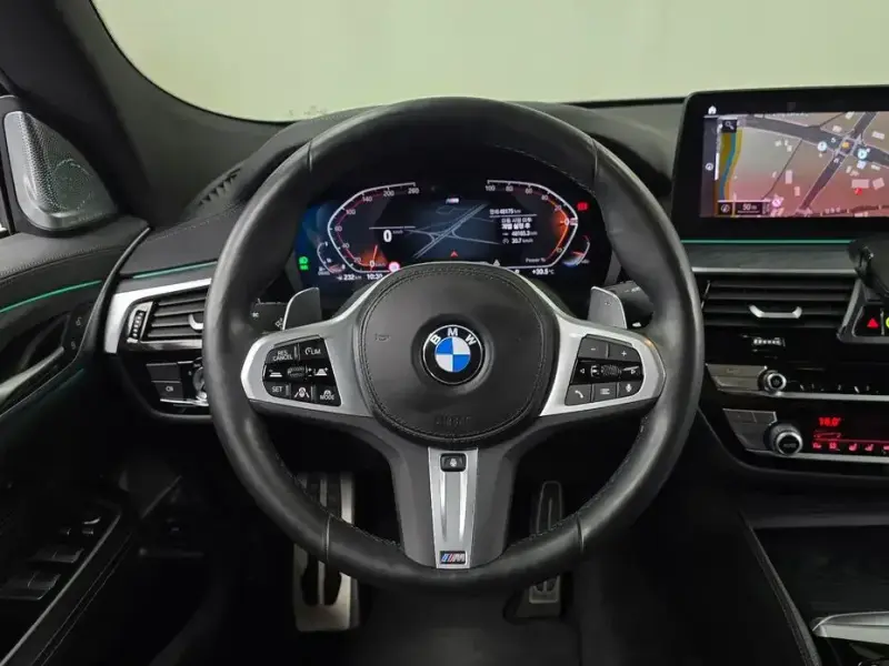 2022 BMW 6 серии с пробегом 48 175 км